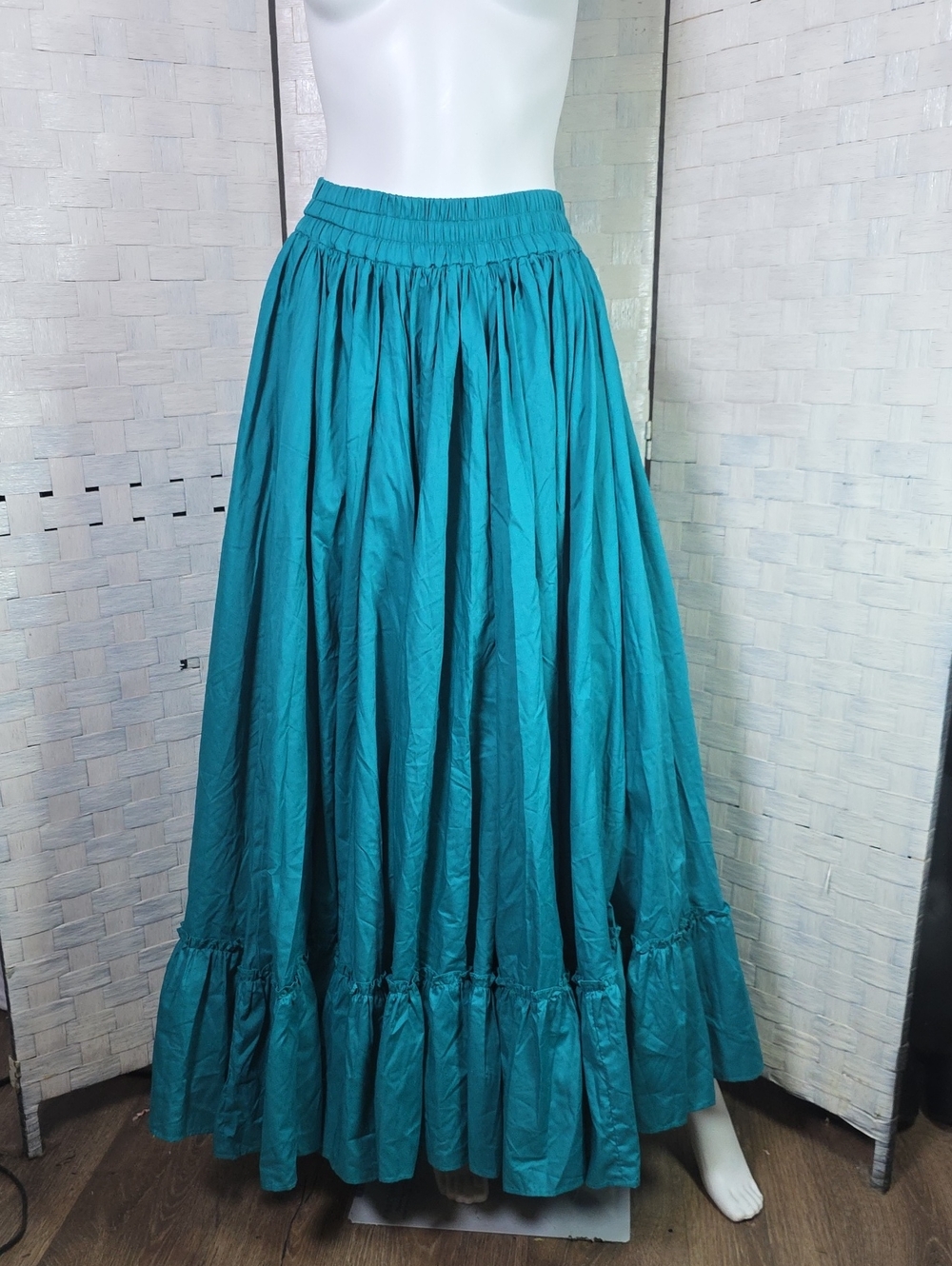 Full-Length Teal Maxi Skirt with Ruffle Hem